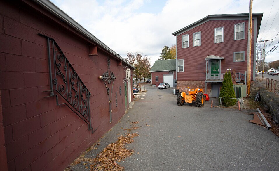 2 Loring Street, Hudson, MA à vendre - Photo du bâtiment - Image 2 de 9
