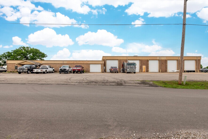 4115 Minnesota St, Bartlesville, OK à vendre - Photo du bâtiment - Image 2 de 16