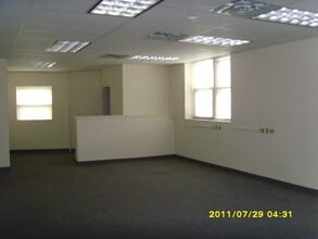 33 Hull St, Shelton, CT à louer Photo du bâtiment- Image 2 de 2