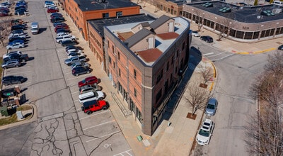 2635 Kent Ave, Ames, IA for lease Interior Photo- Image 2 of 5