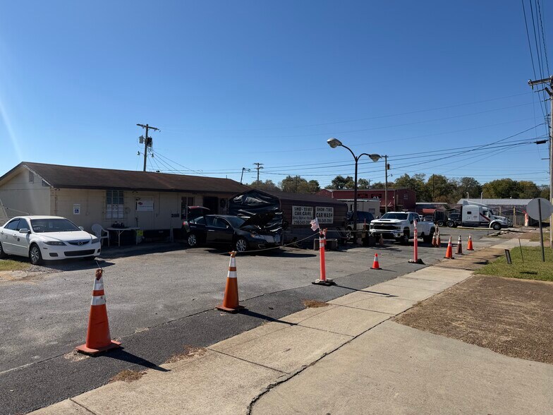 212 1st Ave SW, Decatur, AL à vendre - Photo du bâtiment - Image 2 de 20