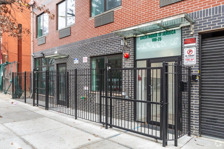 10625 Guy R Brewer Blvd, Jamaica, NY for lease - Building Photo - Image 3 of 16