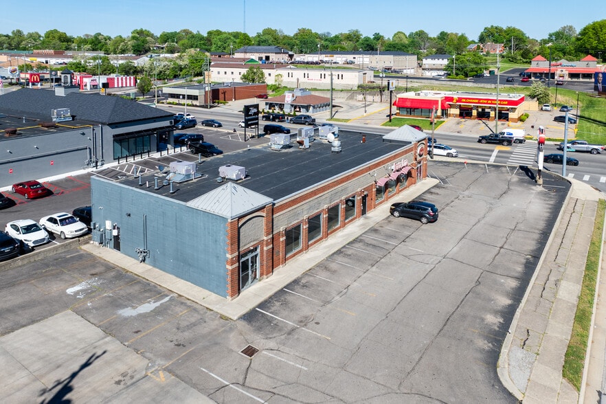 6407 Glenway Ave, Cincinnati, OH à louer - Photo du bâtiment - Image 2 de 5