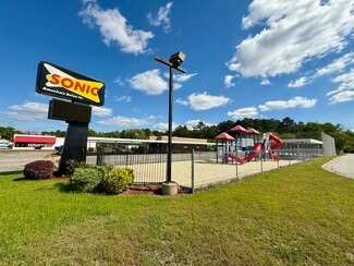 Plus de détails pour 5846 Yadkin Rd, Fayetteville, NC - Commerce de détail à vendre