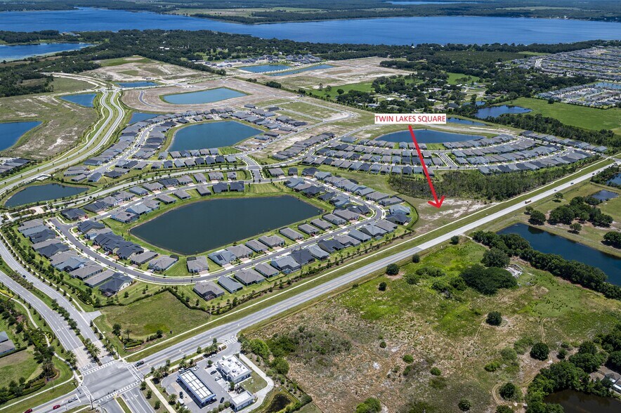2748 Southland St, Saint Cloud, FL à vendre - Photo du bâtiment - Image 1 de 1