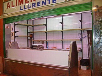 Plus de détails pour Commerce de détail à vendre