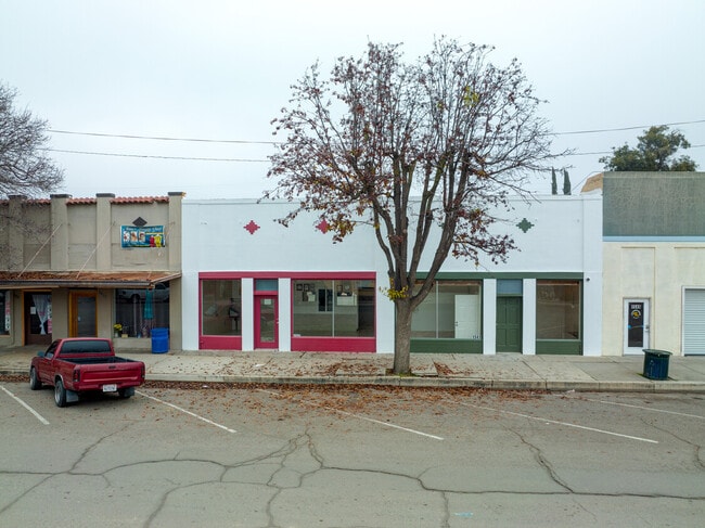 Plus de détails pour 1537-1541 Center ave, Dos Palos, CA - Commerce de détail à vendre
