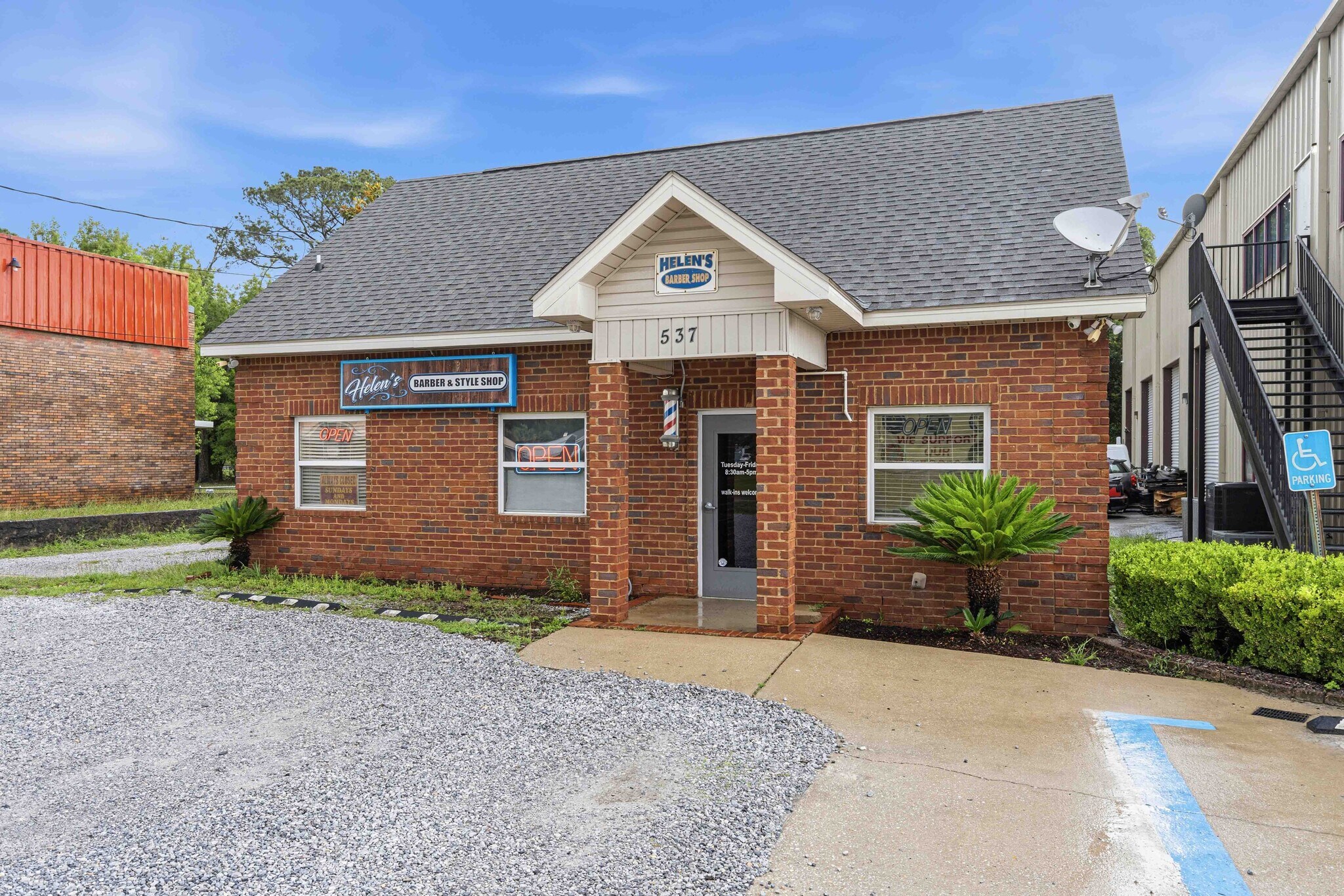 537 S Ferdon Blvd, Crestview, FL à louer Photo du bâtiment- Image 1 de 27
