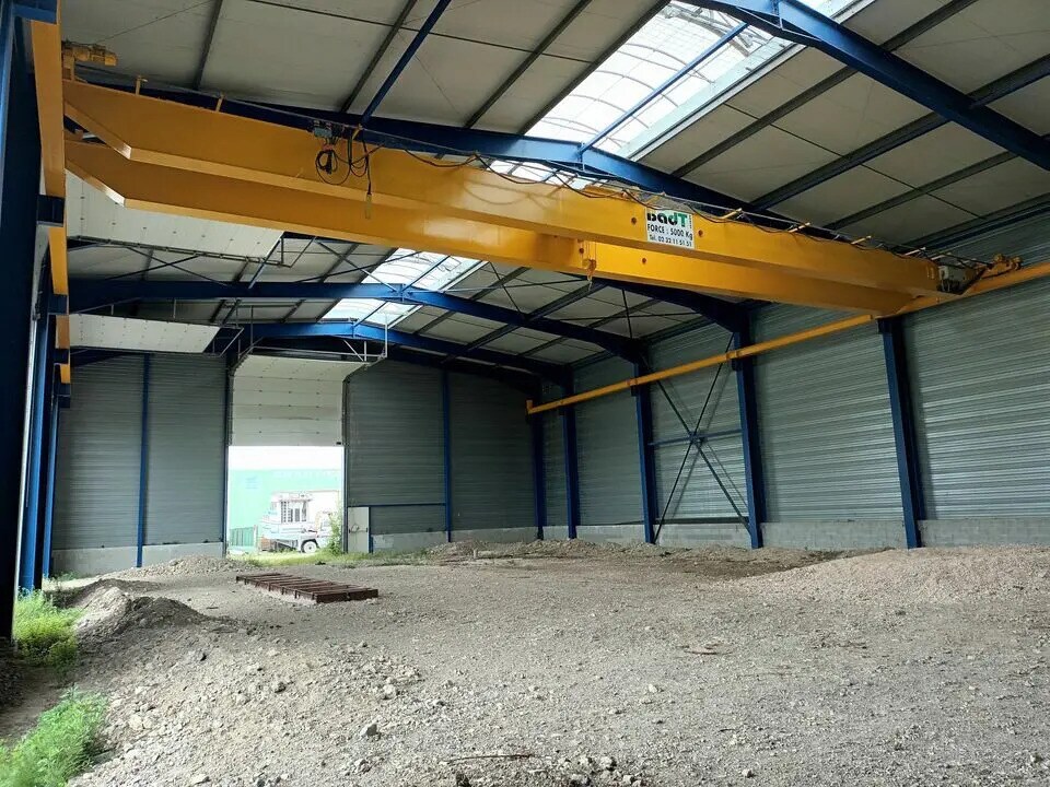 Flex in Tancarville for lease Building Photo- Image 1 of 3