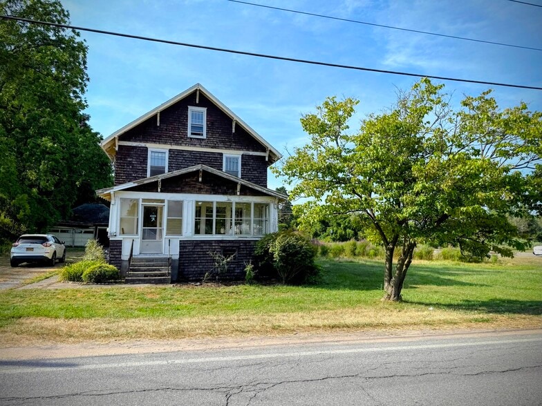 5563 Main st, Verona, NY for sale - Primary Photo - Image 1 of 2
