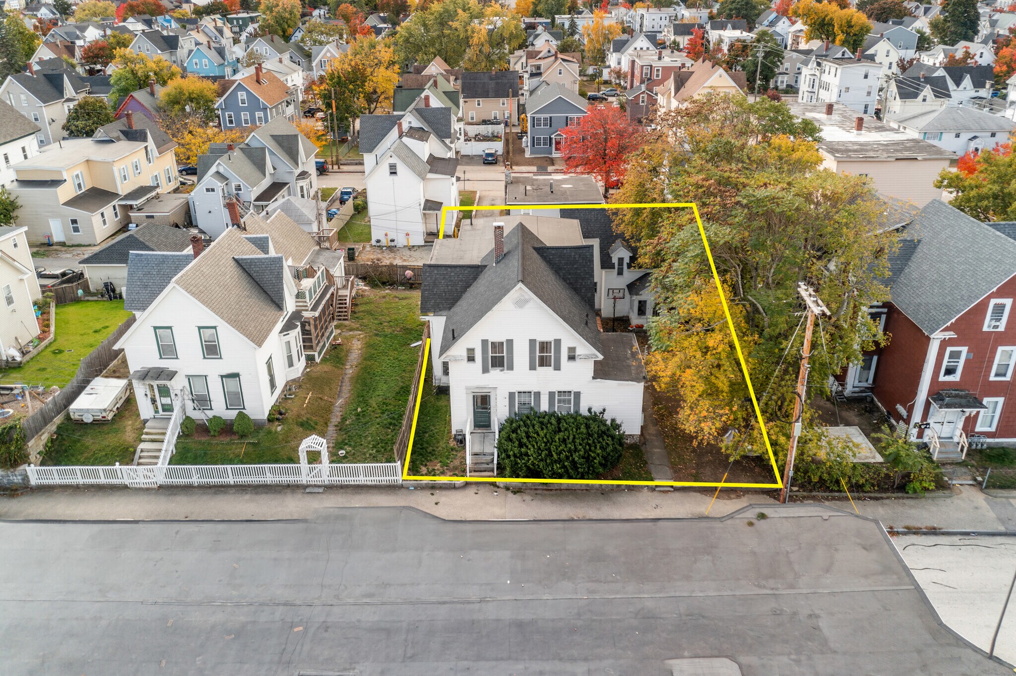 187,355-357,489 Merrimack, & Pine Street portefeuille de 3 propriétés à vendre sur LoopNet.ca Photo du bâtiment- Image 1 de 14