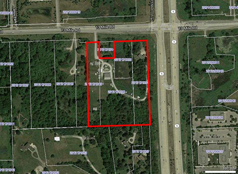 40481 13 Mile Rd, Novi, MI à vendre - Photo du bâtiment - Image 2 de 2