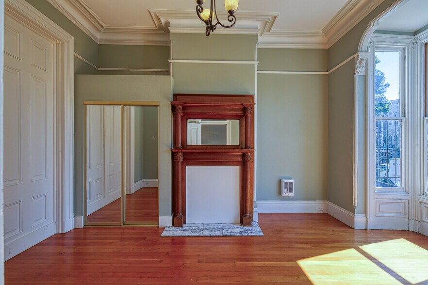 630-630B Haight St, San Francisco, CA à vendre - Photo du bâtiment - Image 2 de 14
