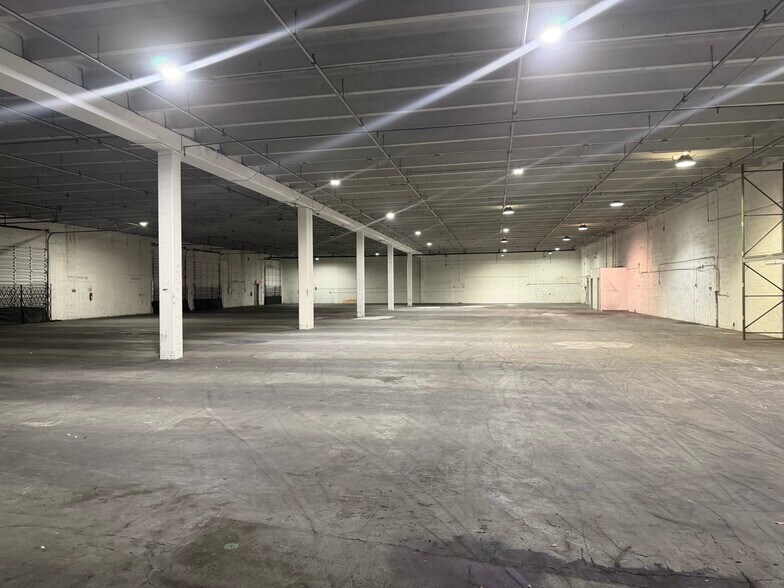 13160 NW 43rd Ave, Opa Locka, FL for sale - Building Photo - Image 3 of 10