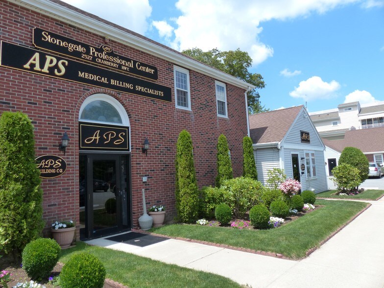 2527 Cranberry Hwy, Wareham, MA à vendre - Photo du bâtiment - Image 2 de 50