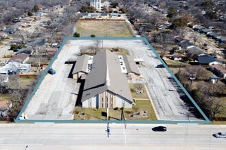 1919 S Collins St, Arlington, TX - AERIAL  map view