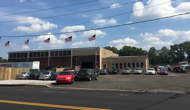 Plus de détails pour 300 Lincoln Blvd, Middlesex, NJ - Industriel à louer