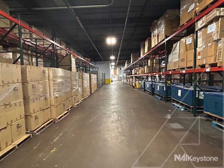 475 Riverfront Dr, Reading, PA for lease - Primary Photo - Image 2 of 17