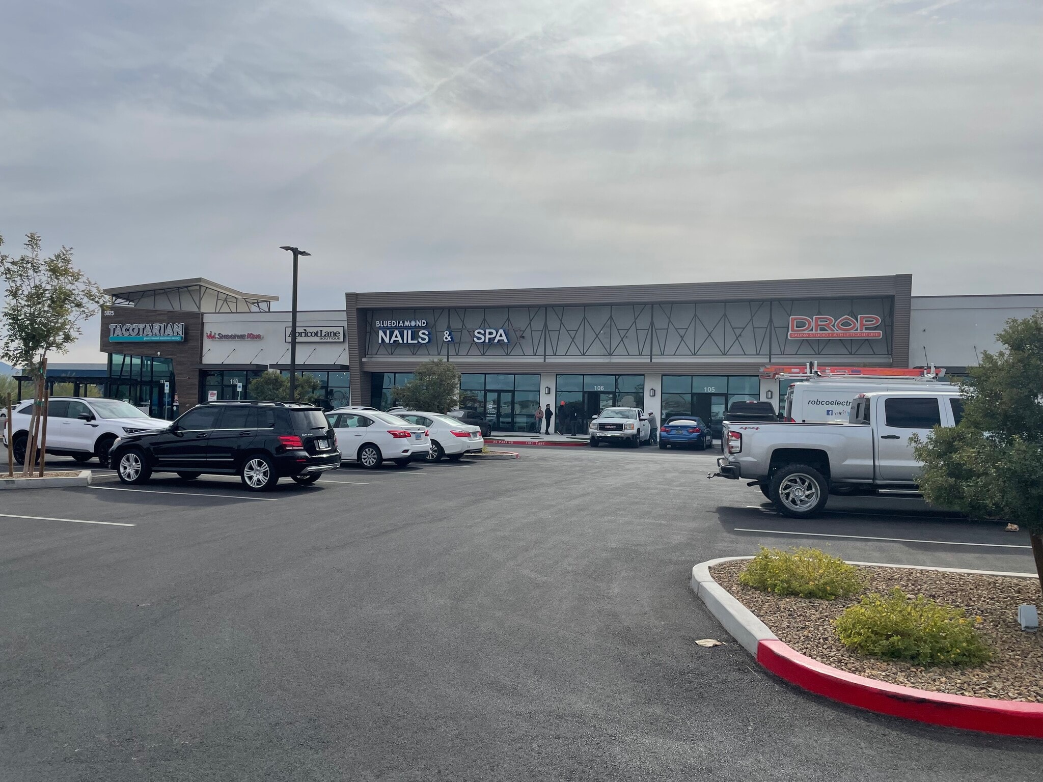 5025 Blue Diamond Rd, Las Vegas, NV for lease Building Photo- Image 1 of 5