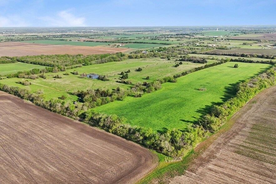 00 FM 901, Collinsville, TX à vendre - Photo du bâtiment - Image 2 de 9