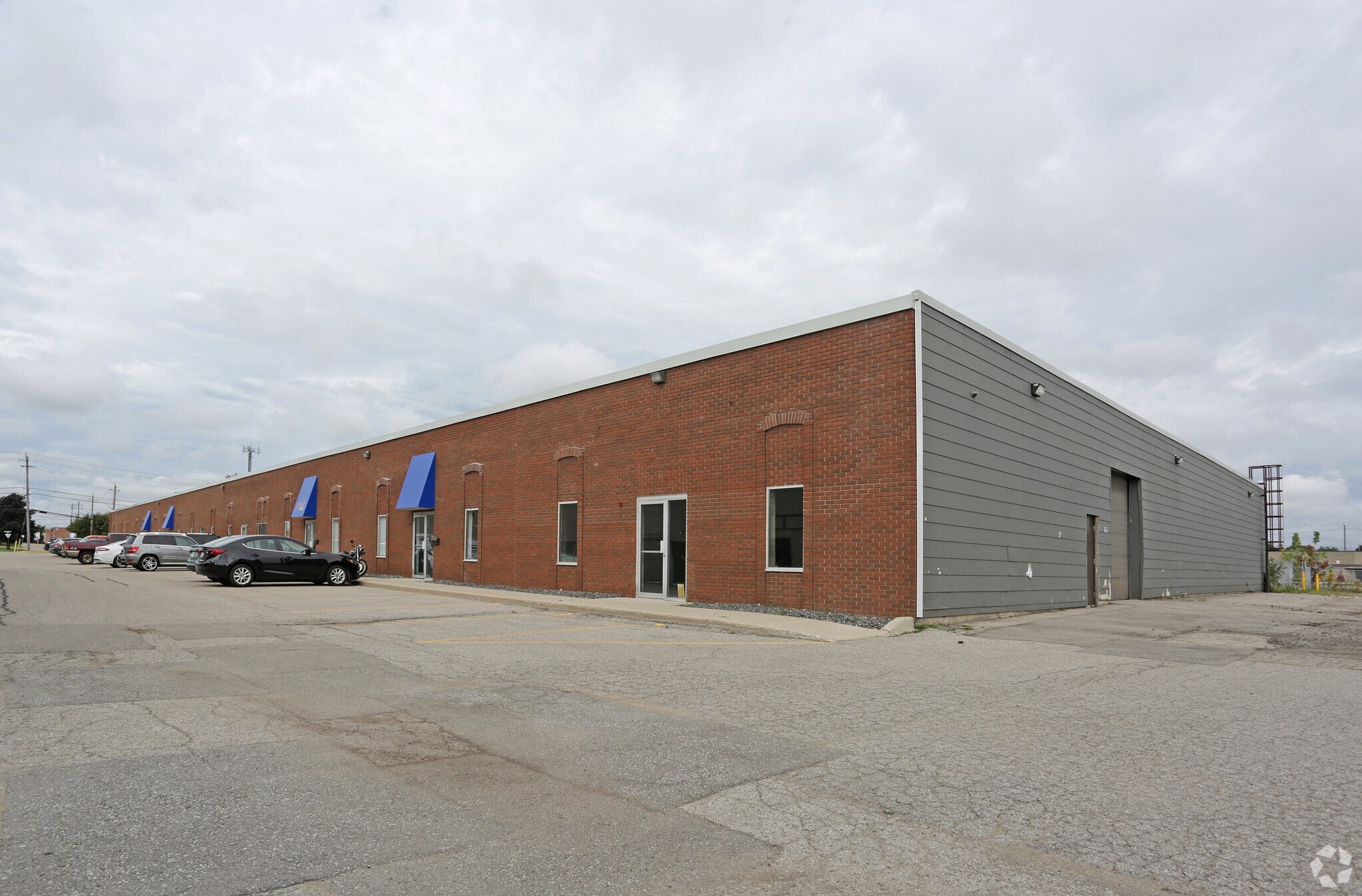 105 Bessemer Rd, London, ON à vendre Photo principale- Image 1 de 1