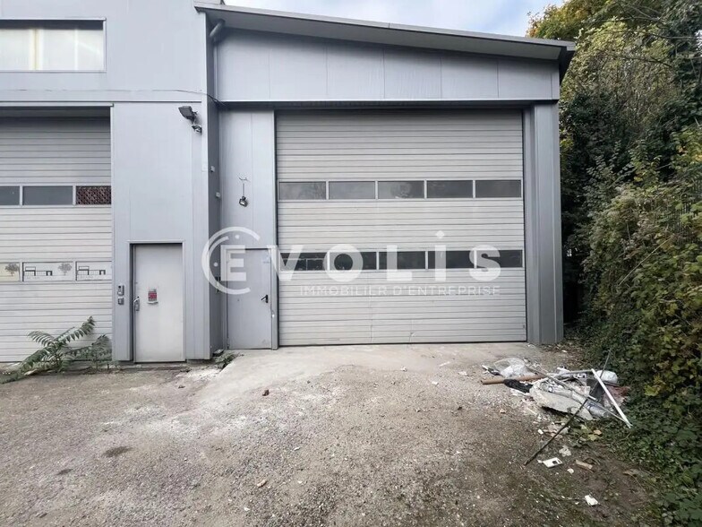 Office in Sucy-en-Brie for lease - Building Photo - Image 1 of 4