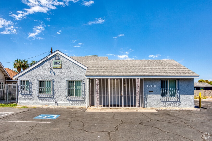 1206 S Maryland Pky, Las Vegas, NV for lease - Building Photo - Image 2 of 5