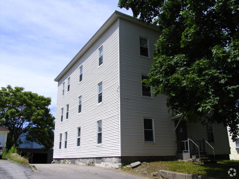 162-164 Riverside St, Lowell, MA à vendre - Photo principale - Image 1 de 5