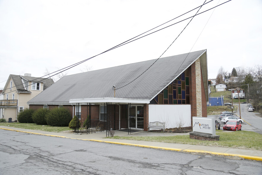 775 Garrison Ave, Morgantown, WV à vendre - Photo principale - Image 1 de 1