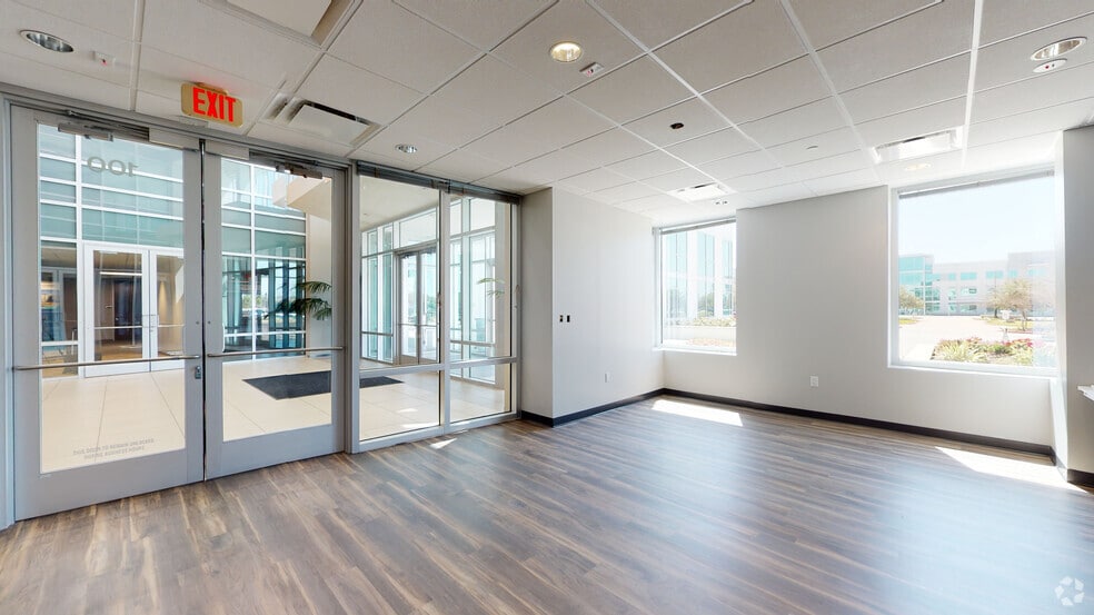 10344 Sam Houston Park Dr, Houston, TX for lease - Matterport 3D Scan - Image 3 of 19