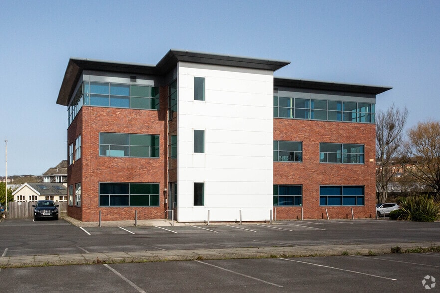 Clasper Way, Newcastle Upon Tyne for lease - Building Photo - Image 1 of 4
