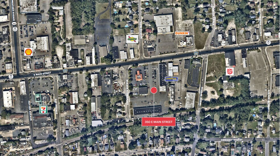 350 E Main St, Patchogue, NY à louer - Aérien - Image 3 de 3