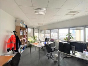 Bureau dans Charenton-le-Pont à louer Photo intérieure- Image 2 de 5