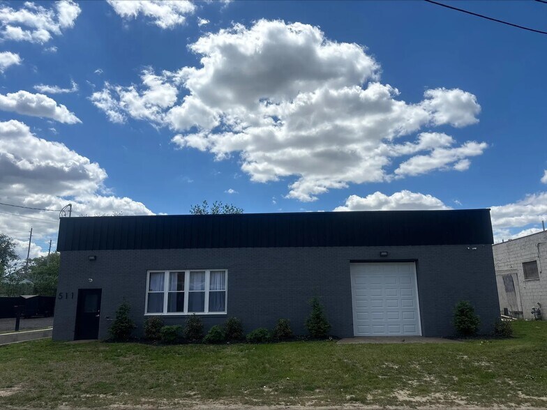 511 N Read St, Riverton, NJ à vendre - Photo du bâtiment - Image 2 de 2