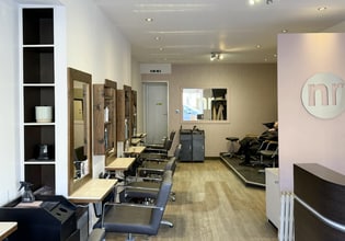 89 High St, Cheadle à louer Photo intérieure- Image 1 de 3