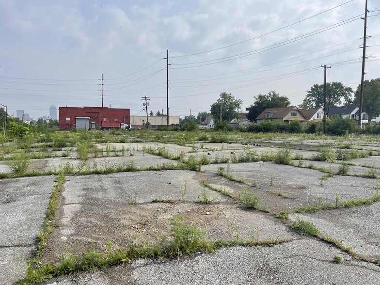 1919 Madison Ave, Indianapolis, IN for sale - Building Photo - Image 2 of 6