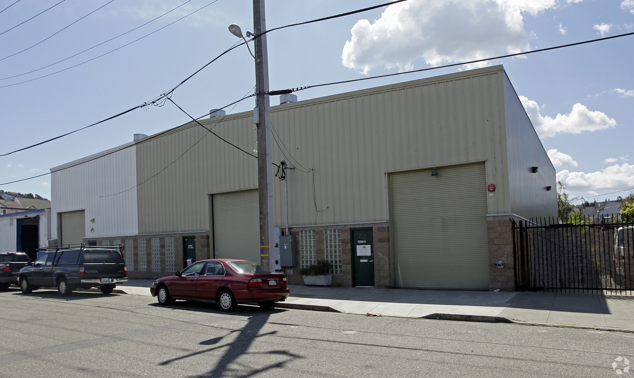 1611-1615 Innes Ave, San Francisco, CA for lease Primary Photo- Image 1 of 5