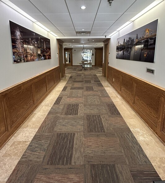 4500 Brooktree Rd, Wexford, PA à louer - Photo du bâtiment - Image 3 de 10