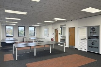 2 Stinsford Rd, Poole for lease Interior Photo- Image 1 of 3