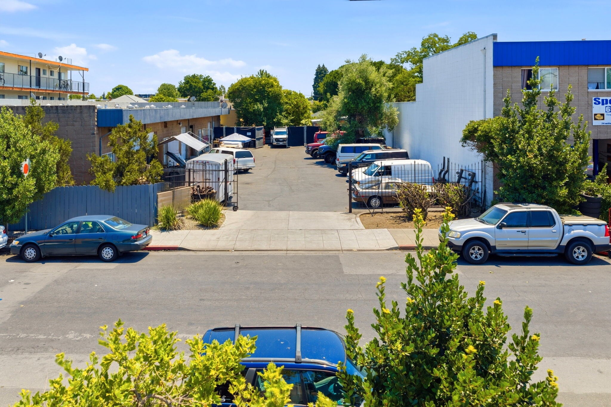 32 Willow St, Redwood City, CA for lease Primary Photo- Image 1 of 7