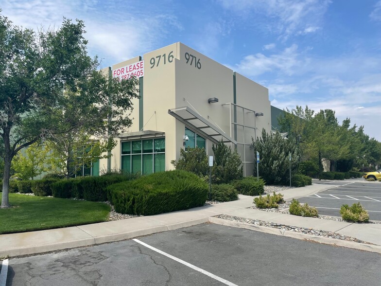 9716 S Virginia St, Reno, NV for sale - Building Photo - Image 2 of 16