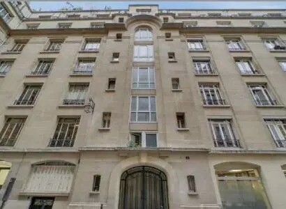 2 Square Trudaine, Paris for lease Building Photo- Image 1 of 10