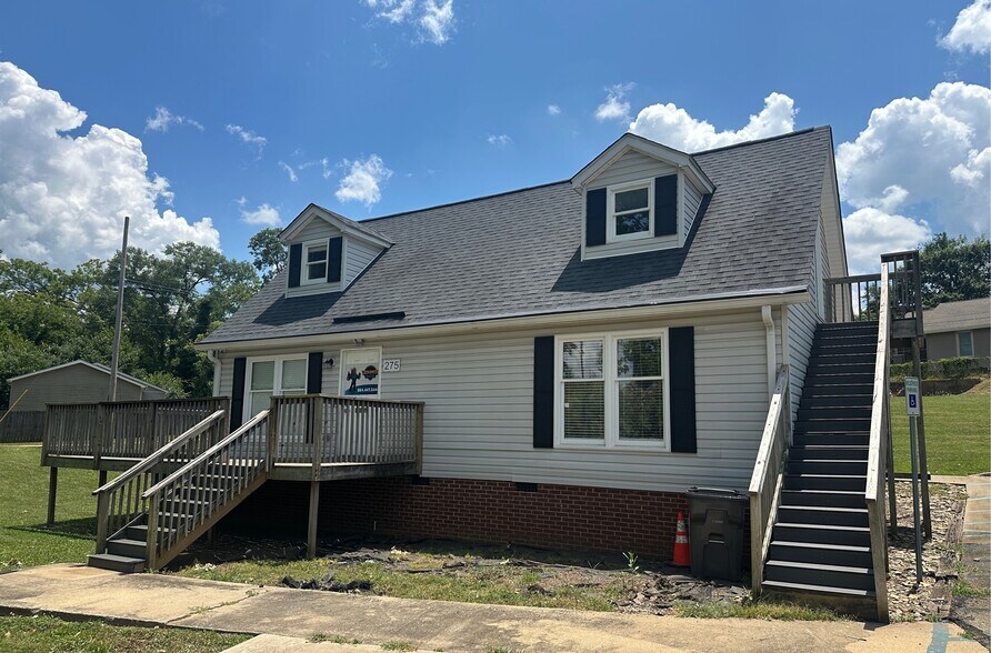 275 E Henry St, Spartanburg, SC à louer - Photo principale - Image 1 de 4
