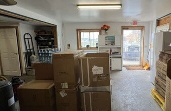 6895 Paoli Rd, Belleville, WI for lease Interior Photo- Image 2 of 4