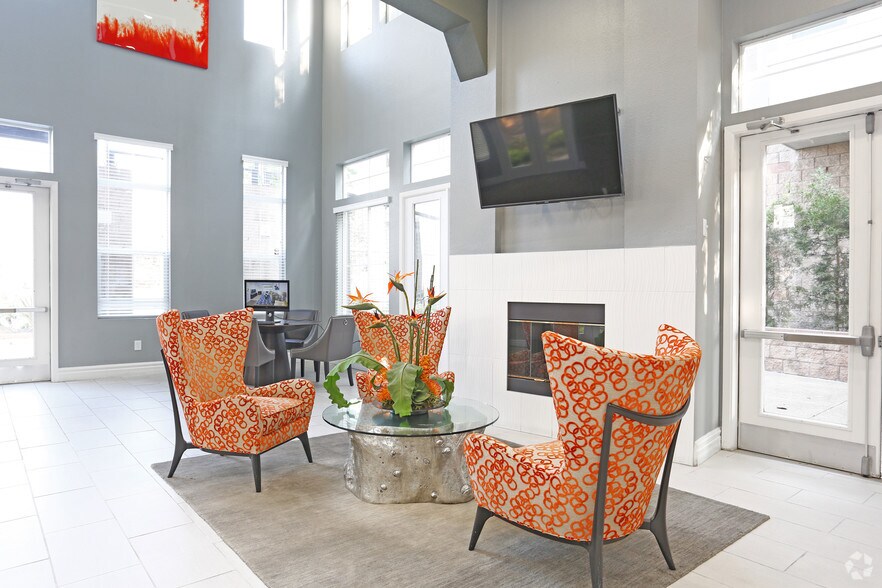 1325 40th St, Emeryville, CA for lease - Interior Photo - Image 2 of 42