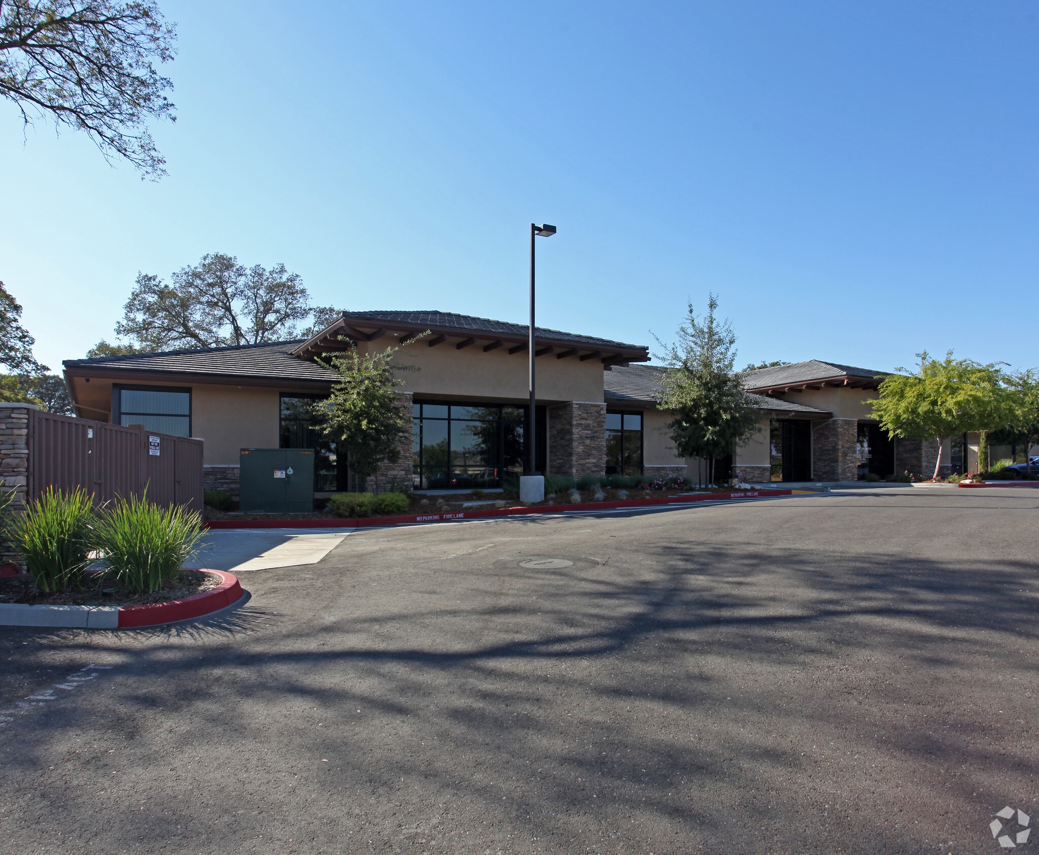 1839 Iron Point Rd, Folsom, CA for lease Primary Photo- Image 1 of 6