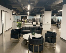 200 E Van Buren St, Phoenix, AZ à louer Photo intérieure- Image 1 de 5