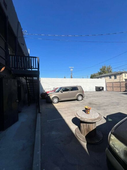 2646-2656 La Cienega Ave, Los Angeles, CA à louer - Photo du bâtiment - Image 3 de 9