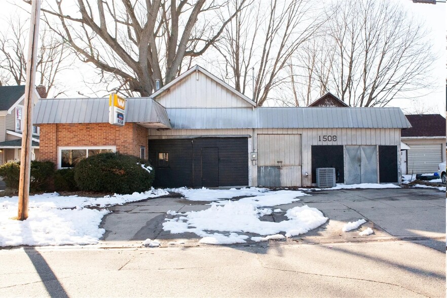 1508 1st St, Jackson, MI à vendre - Photo principale - Image 1 de 1