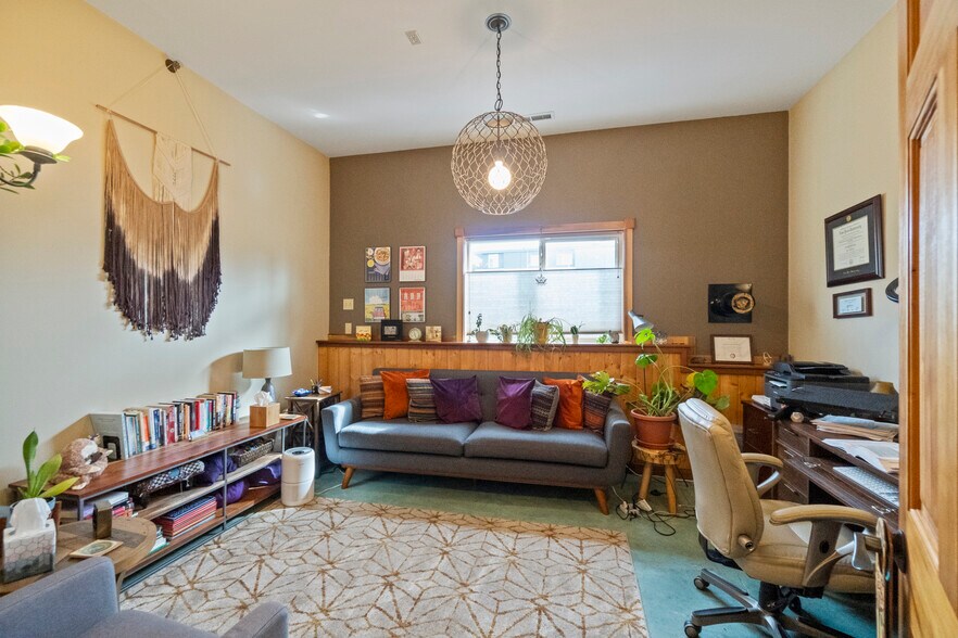 338 NW 85th St, Seattle, WA à vendre - Photo du bâtiment - Image 3 de 46